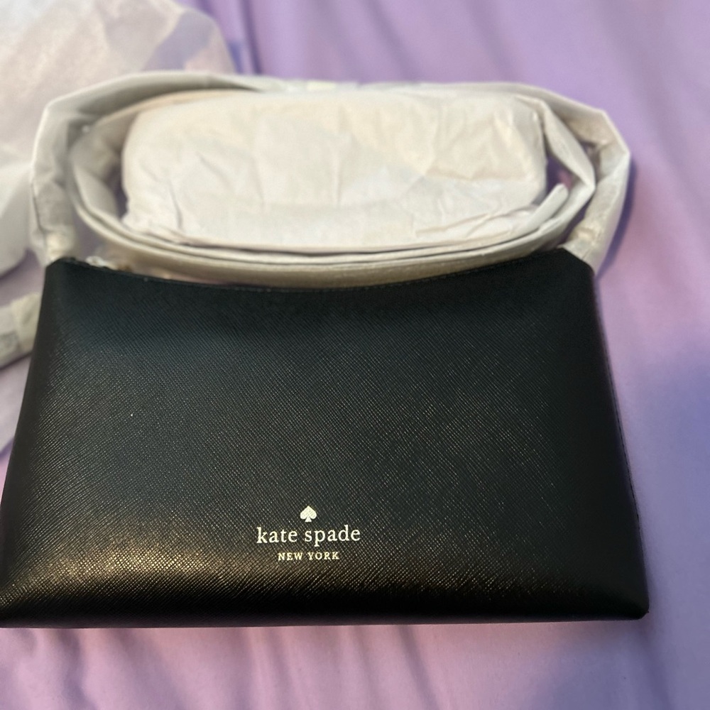New with tags! Kate Spade crossbody Sadie (black)